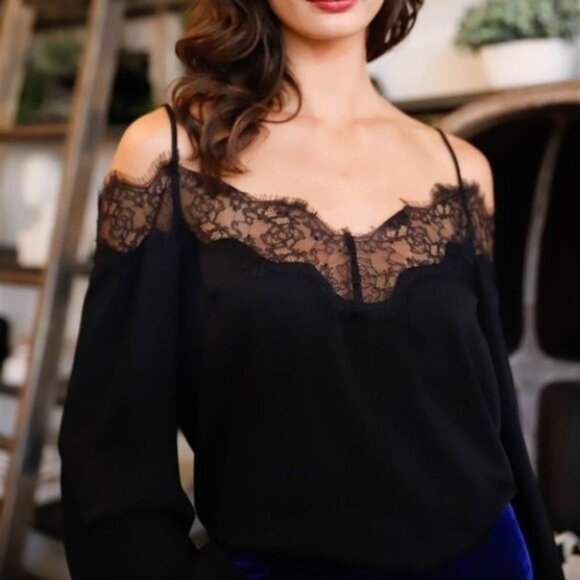 contemporary  Lace Details cold shoulder Black Blo - Picture 1 of 5